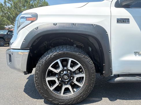 Used 2014 Toyota Tundra Limited w/ Limited Premium Package AWD/4WD image 10