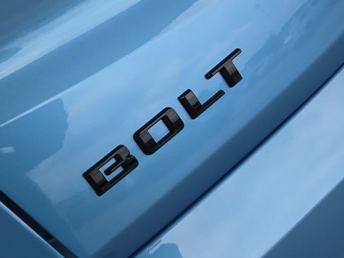 New 2027 Chevrolet Bolt LT w/ Comfort Package FWD image 13