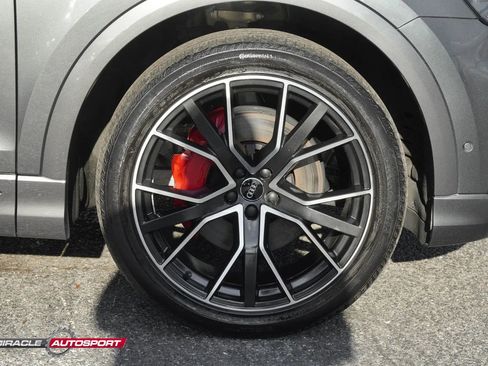 Used 2019 Audi Q8 Premium Plus w/ Premium Plus image 10