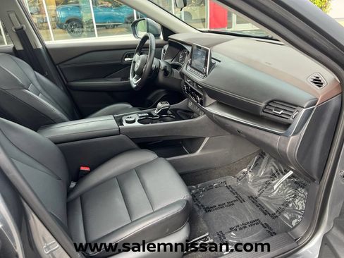 Used 2023 Nissan Rogue SV w/ SV Premium B Package AWD/4WD image 23