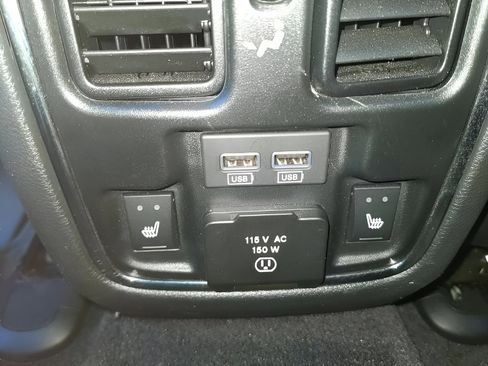 Used 2019 Jeep Grand Cherokee Summit image 30