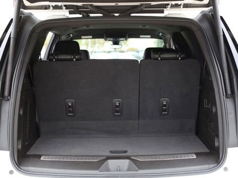 Used 2021 Chevrolet Tahoe High Country image 24