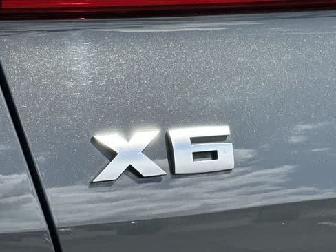 Used 2022 BMW X6 M50i w/ Executive Package AWD/4WD image 28