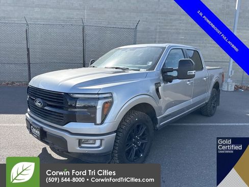 Used 2025 Ford F150 Platinum w/ FX4 Off-Road Package image 1