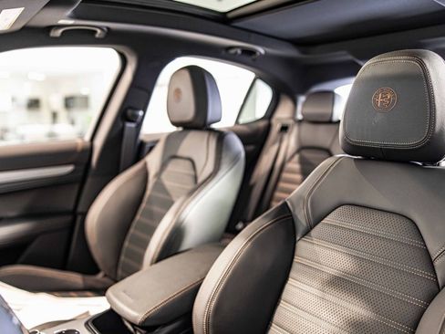 New 2025 Alfa Romeo Stelvio Sprint image 19