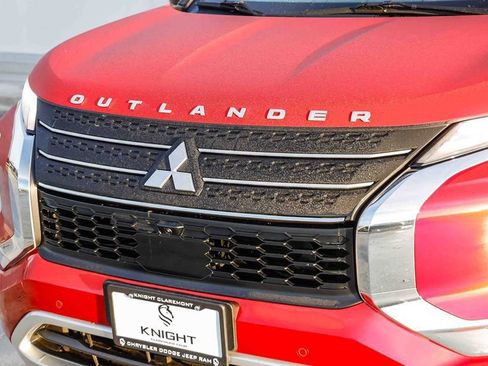 Used 2024 Mitsubishi Outlander SEL image 6