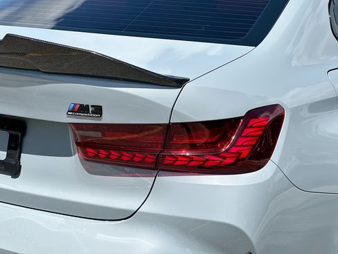 Used 2022 BMW M3 Competition w/ M Carbon Exterior Package RWD image 32