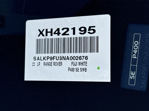 Used 2022 Land Rover Range Rover SE image 38