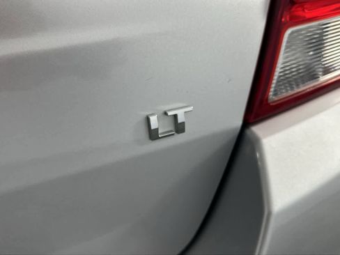 Used 2019 Chevrolet Trax LT w/ LT Convenience Package AWD/4WD image 26