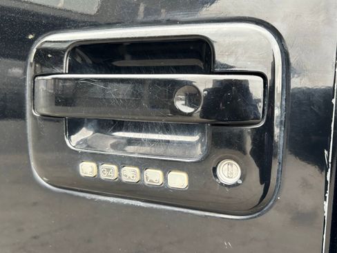 Used 2011 Ford F150 FX4 image 11