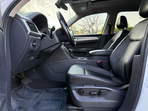 Used 2018 Volkswagen Atlas SEL image 23