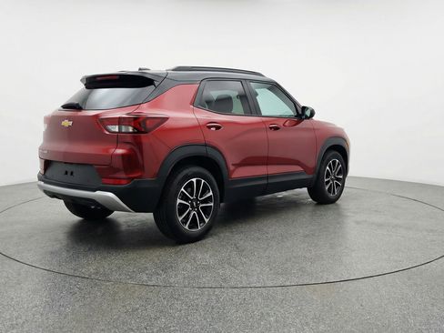 Used 2025 Chevrolet TrailBlazer LT image 9