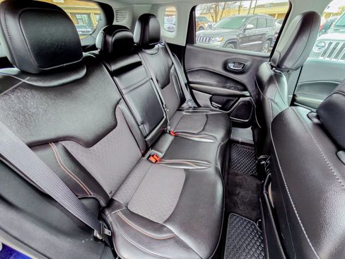 Used 2018 Jeep Compass Latitude w/ Cold Weather Group image 22