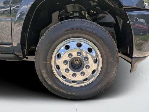 New 2026 RAM 3500 Limited AWD/4WD image 10