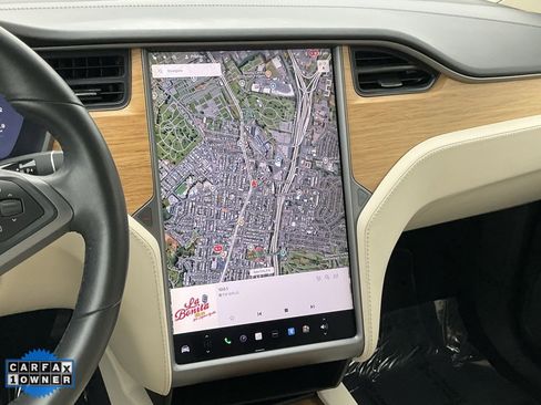 Used 2018 Tesla Model X 100D image 47