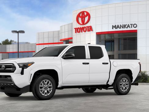 Used 2025 Toyota Tacoma SR image 32