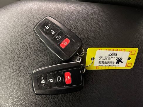 Certified 2021 Toyota RAV4 XLE w/ Convenience Package image 24