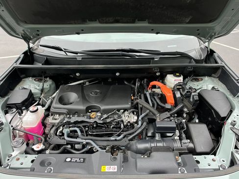 Used 2023 Toyota RAV4 XLE Premium AWD/4WD image 23