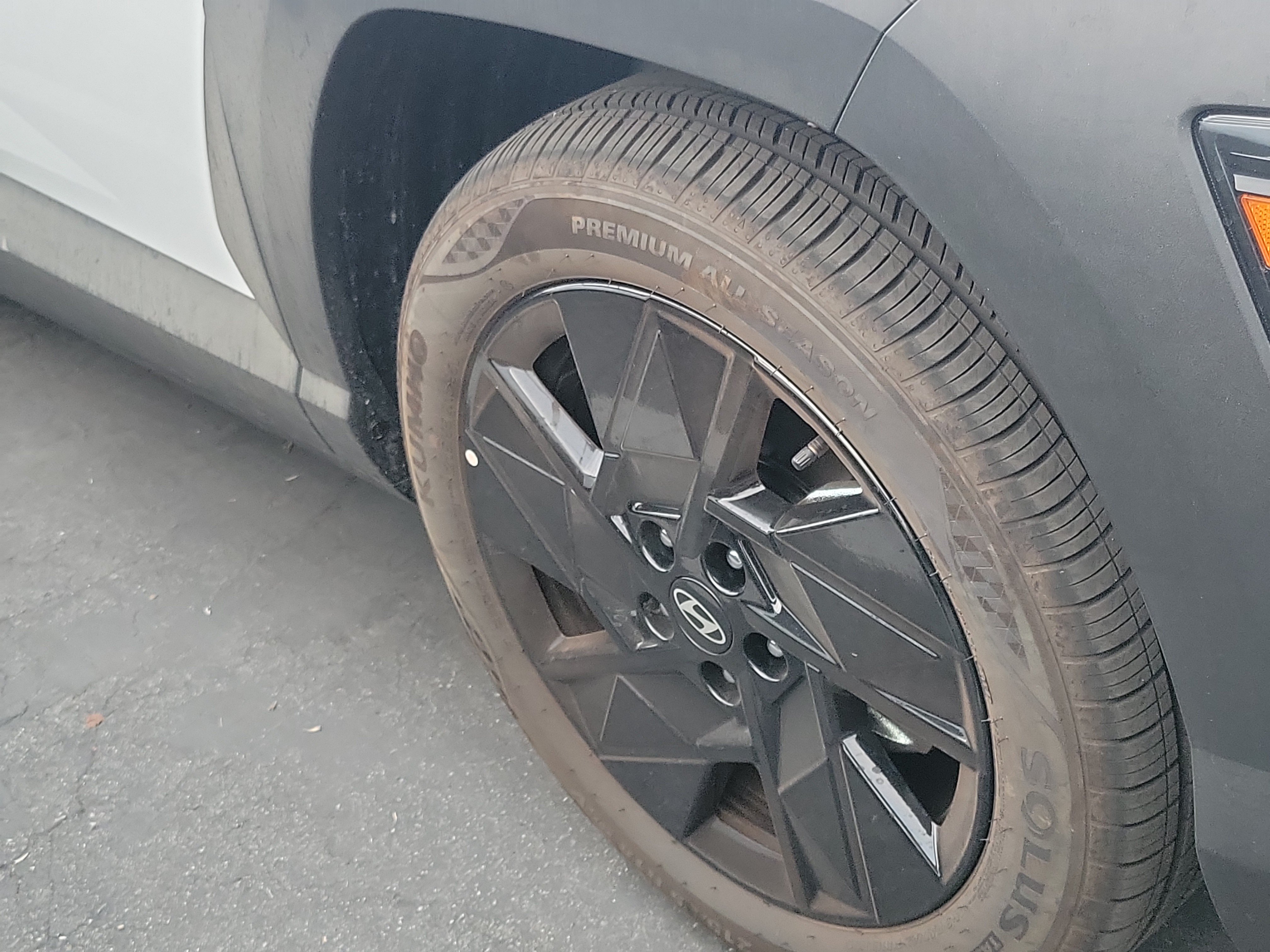 Certified 2026 Hyundai Kona SEL Sport FWD image 4