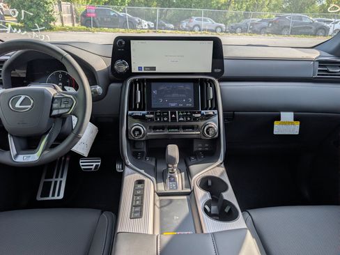 New 2026 Lexus LX 700h F Sport AWD/4WD image 17