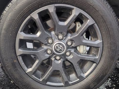 Used 2023 Toyota Tundra Platinum image 10