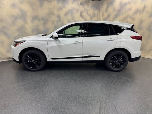 Used 2025 Acura RDX SH-AWD image 3