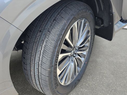 New 2026 INFINITI QX80 Luxe RWD image 31