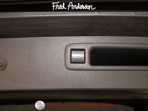 Used 2023 Toyota Highlander XLE FWD image 6