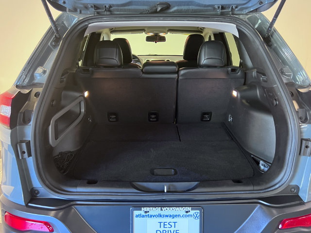 Used 2014 Jeep Cherokee Trailhawk w/ Leather Interior Group AWD/4WD image 5