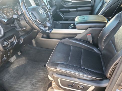 Used 2020 RAM 1500 Laramie image 7