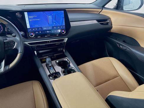 Used 2024 Lexus RX 350 Premium image 24