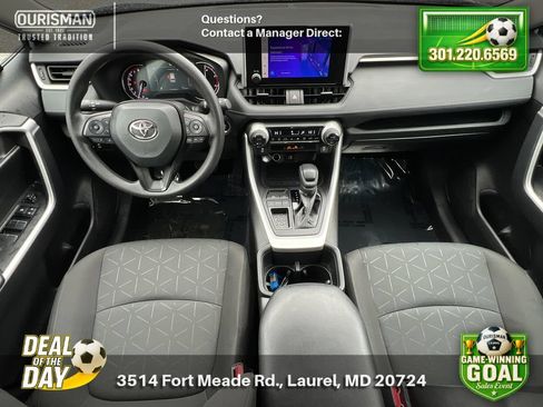 Used 2024 Toyota RAV4 XLE FWD image 17