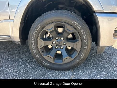 Used 2025 RAM 1500 Lone Star AWD/4WD image 25