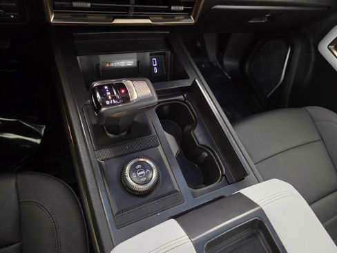 Used 2024 GMC Hummer EV 3X image 17