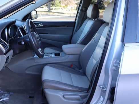 Used 2012 Jeep Grand Cherokee Laredo image 19