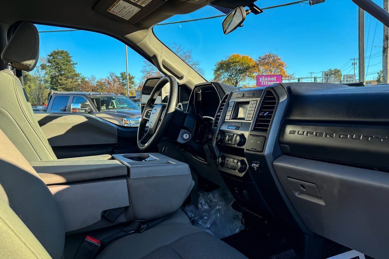 Used 2020 Ford F250 XL w/ Power Equipment Group AWD/4WD image 14