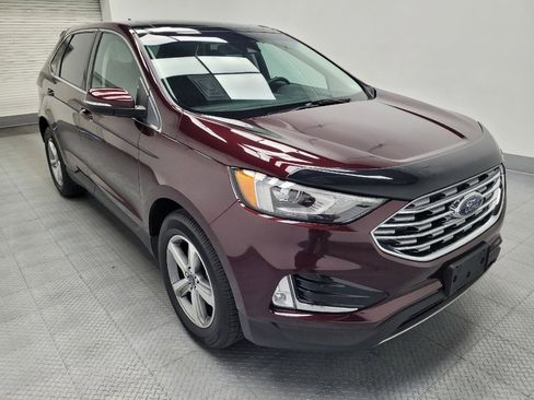 Used 2019 Ford Edge SEL w/ Equipment Group 201A FWD image 13
