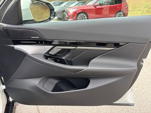 New 2026 BMW 530i xDrive image 28