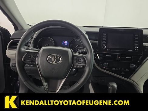 Used 2022 Toyota Camry SE w/ Cold Weather Package AWD/4WD image 12