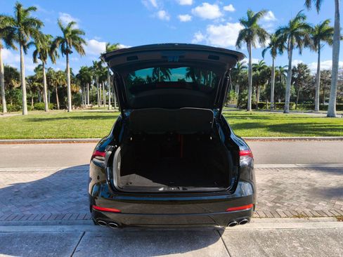 Used 2023 Maserati Levante GT image 49