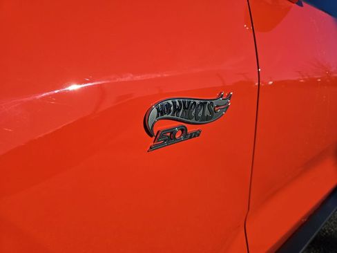Used 2018 Chevrolet Camaro SS w/ Hot Wheels Edition image 34