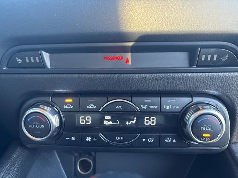 Used 2018 MAZDA CX-5 Touring image 31