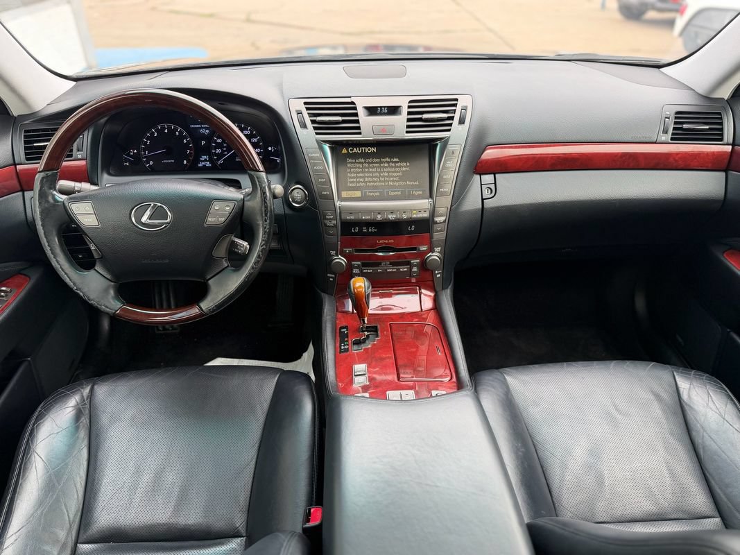 Used 2007 Lexus LS 460 RWD image 16