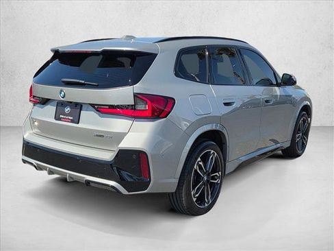 Used 2025 BMW X1 xDrive28i w/ M Sport Package AWD/4WD image 5