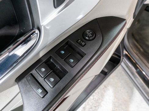 Used 2015 Chevrolet Equinox LT w/ Driver Convenience Package image 11