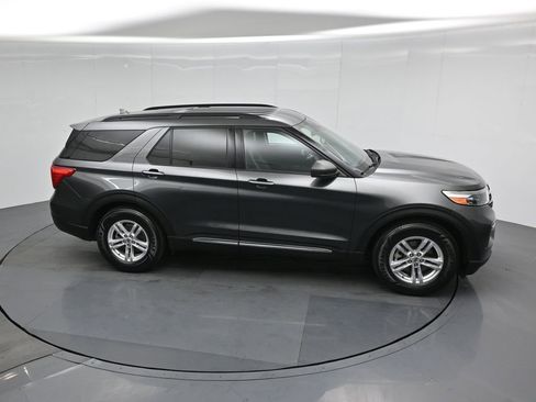 Certified 2020 Ford Explorer XLT w/ Equipment Group 202A image 55