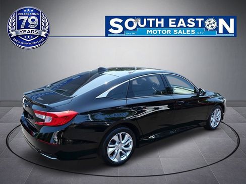 Used 2018 Honda Accord LX image 7
