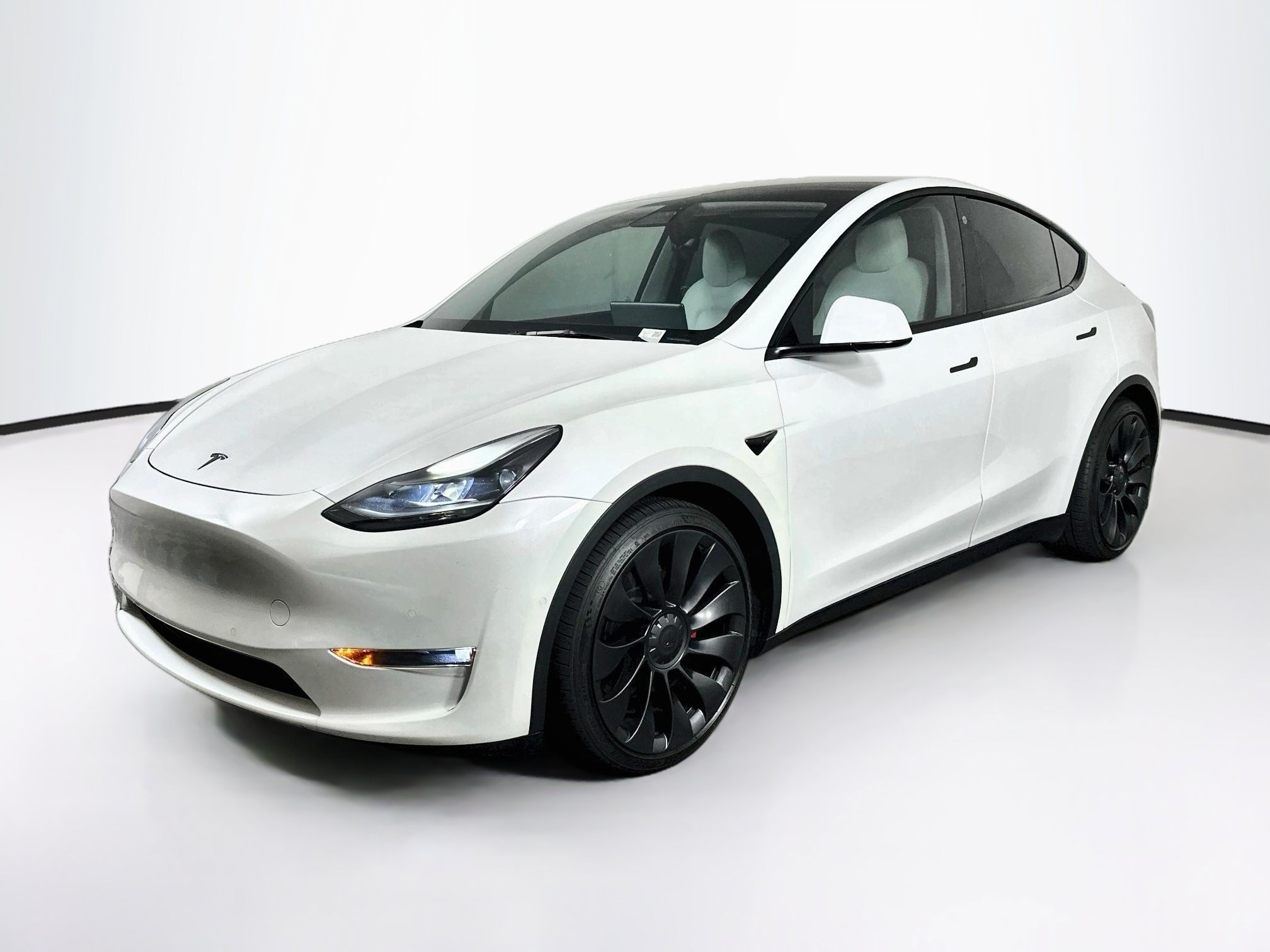Used 2022 Tesla Model Y Performance AWD/4WD image 3