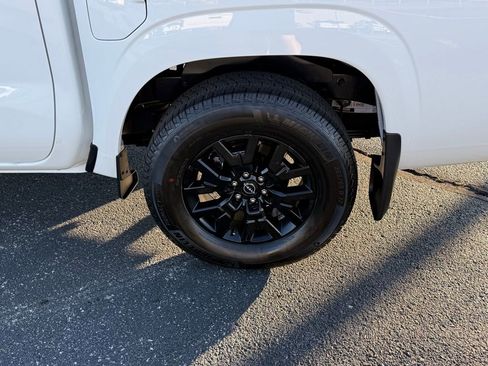 New 2026 Nissan Frontier SV w/ SV Convenience Package image 40