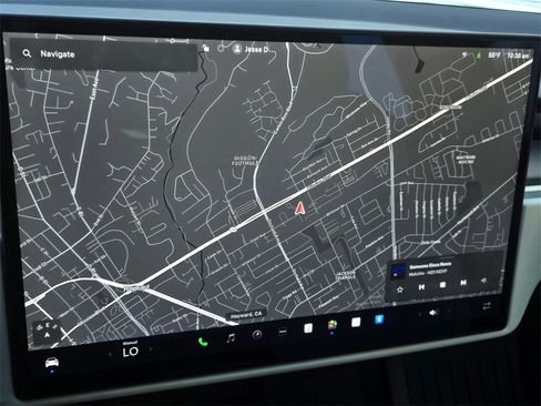 Used 2023 Tesla Model X Plaid image 21